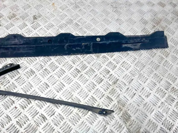 Peça de para-choques traseiro Mercedes-Benz SL R107 OEM A1078800344 image 7