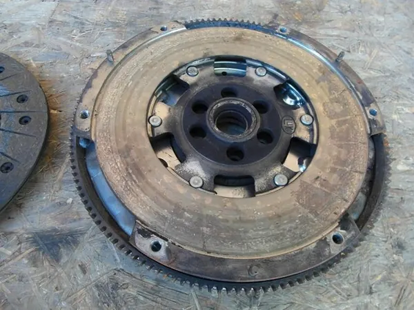 EMBREAGEM COMPLETA AUDI TT 8N S3 8L LEON CUPRA 1.8 TURBO LUK image 7