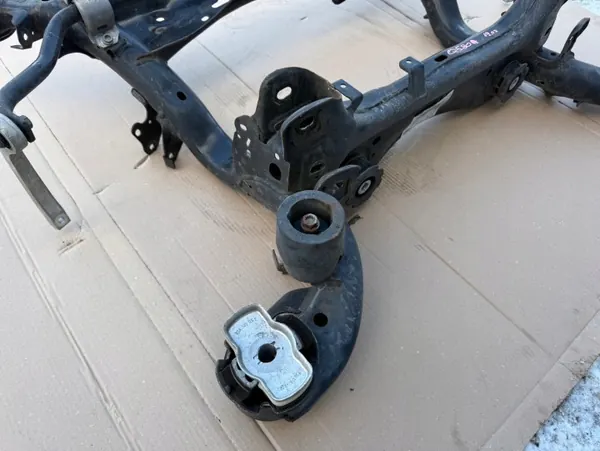 Audi Q5 80A achterophangingbalk OEM 80A505235S image 7