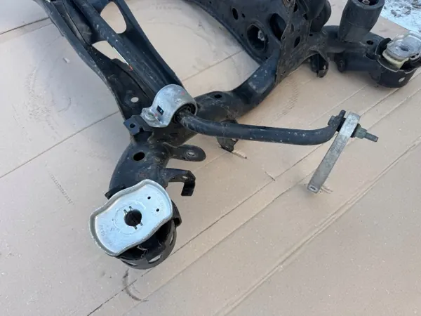 Audi Q5 80A achterophangingbalk OEM 80A505235S image 8