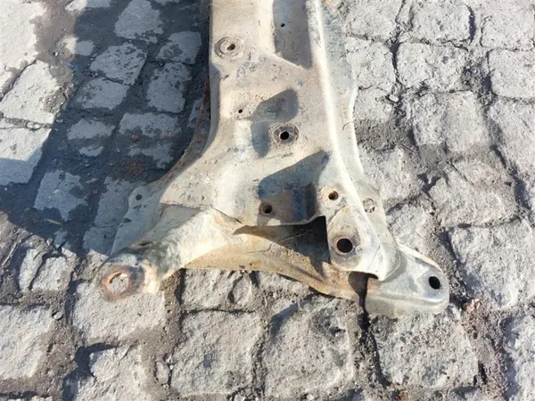 Bracos dianteiros YARIS II 05-11 R - Peça OEM usada image 5