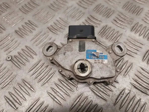 Sélecteur de vitesse Audi A3 8P OEM 09G919823 image 2