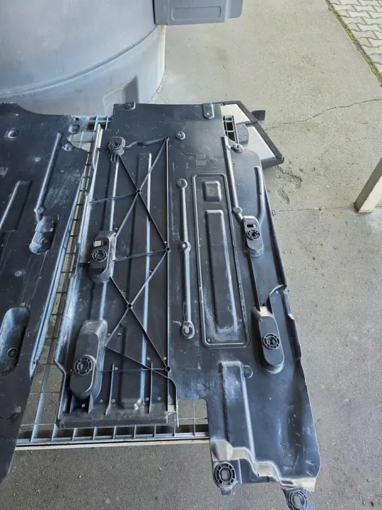 OEM 9832617680 9827725580 Underrede Skydd Vänster Höger image 4
