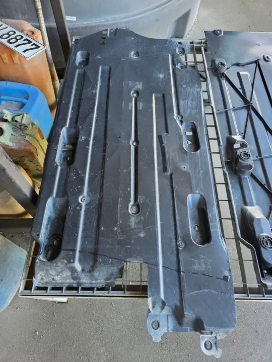 OEM 9832617680 9827725580 Underrede Skydd Vänster Höger image 6