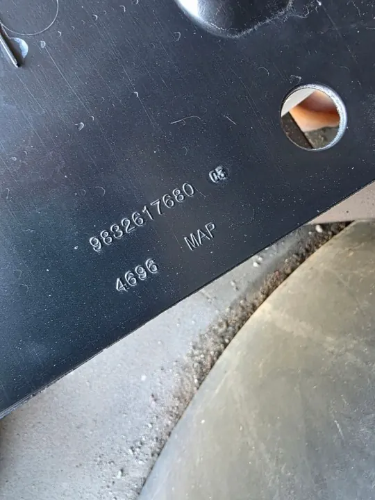OEM 9832617680 9827725580 Underrede Skydd Vänster Höger image 8