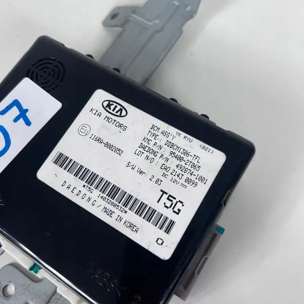 Module de Contrôle de Confort KIA OPTIMA K5 III OEM 95400-2T065 image 2