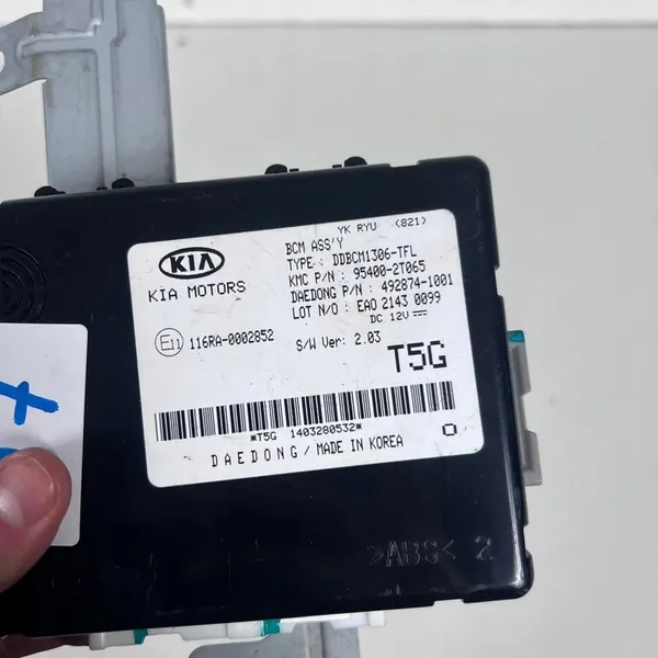 Module de Contrôle de Confort KIA OPTIMA K5 III OEM 95400-2T065 image 4