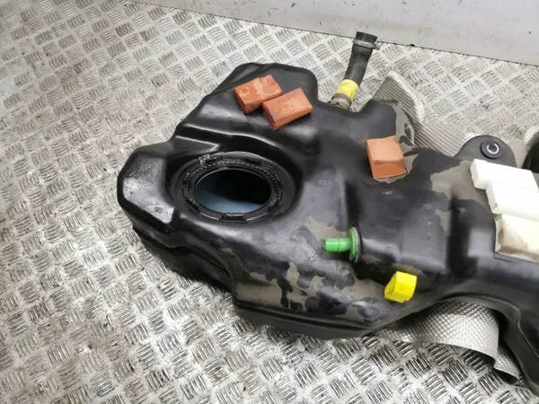 Bränsletank OEM M8A29K007DA för Land Rover Range Rover Velar image 8
