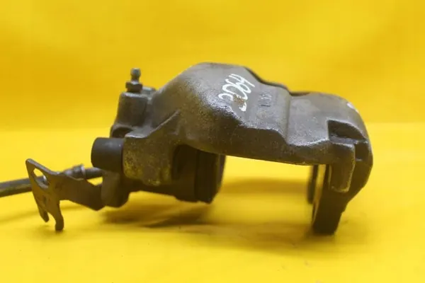 Jarruvasara etu-oikea OEM 812 3064 VW Transporter image 4
