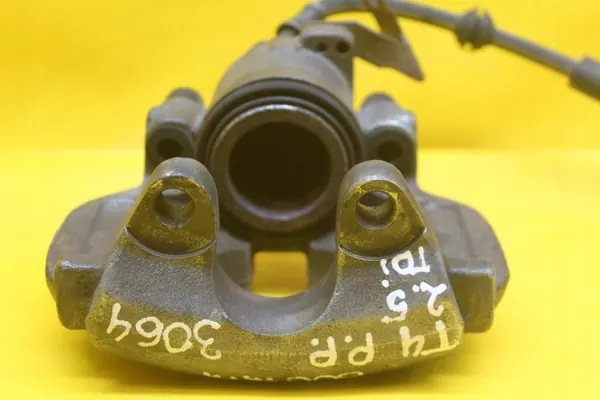 Jarruvasara etu-oikea OEM 812 3064 VW Transporter image 8