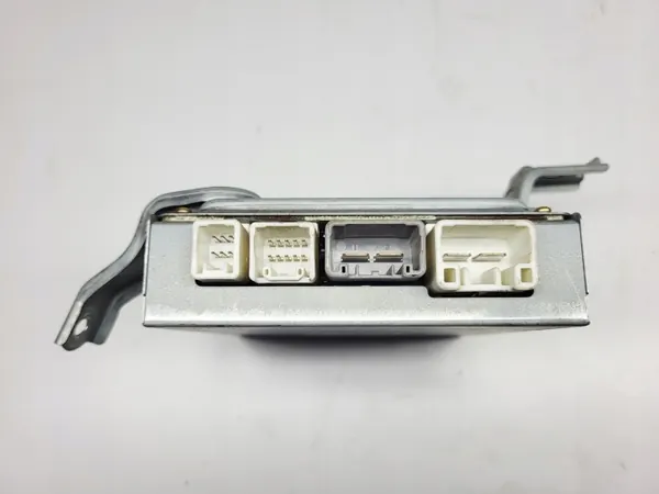 Toyota Yaris I Boîtier Direction OEM 89650-0D011 image 4