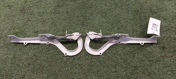 Charnières de Capot Peugeot 2008 G+D 13-19 image 2