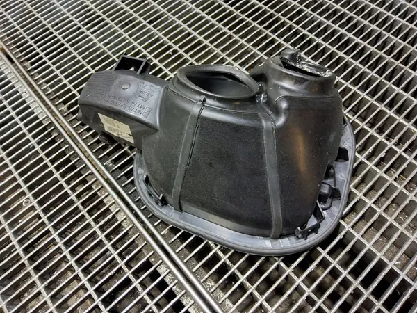 Bränsletanklock Ford Turneo Courier MT76S27936A image 6