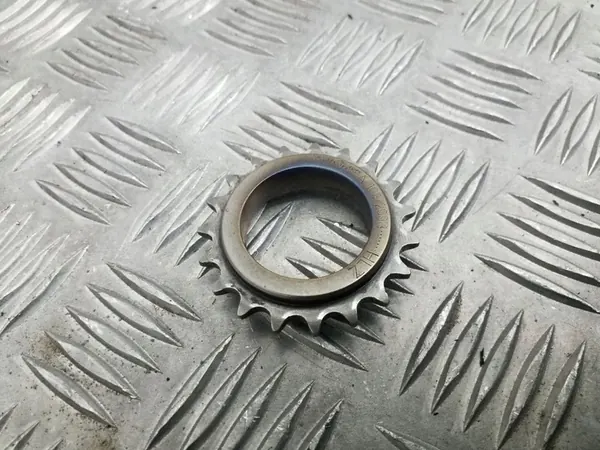 2006 Audi A3 S3 A3 Sportback 8P Olje pump 038115130 image 2