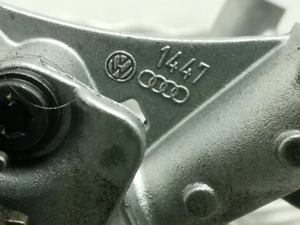 2006 Audi A3 S3 A3 Sportback 8P Olje pump 038115130 image 7