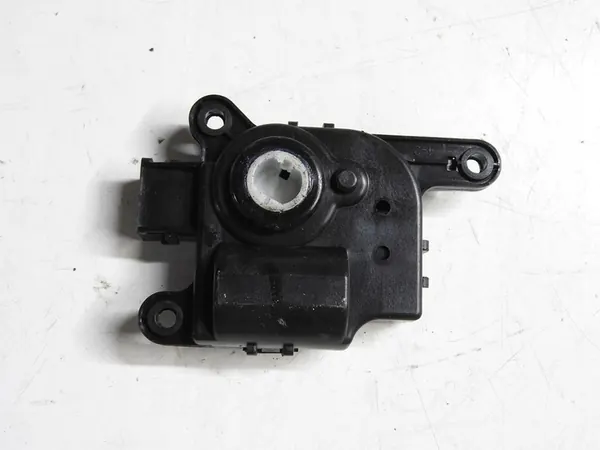 Kia Ceed I Lift SW 09-12 1.6 CRDI Verwarmingsmotor D266-AP9LA01 image 3