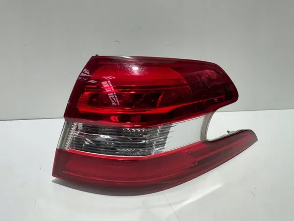 Luz Trasero Derecho Peugeot 308 II SW OEM 9678093880 image 3