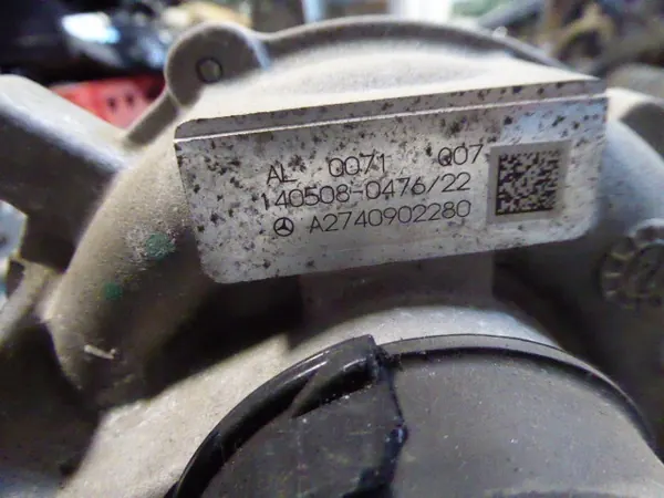 Turbo compresor E-Class W212 Lift 2.0 CGI Colector de escape OEM image 3