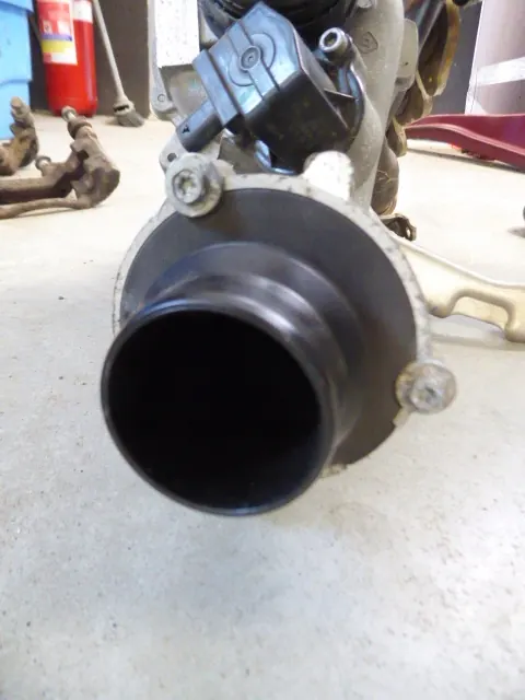 Turbo compresor E-Class W212 Lift 2.0 CGI Colector de escape OEM image 9