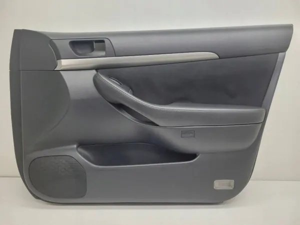 OEM 67610-05560 Voorrechter Deurbekleding Toyota Avensis image 2