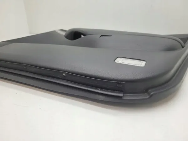 OEM 67610-05560 Voorrechter Deurbekleding Toyota Avensis image 6