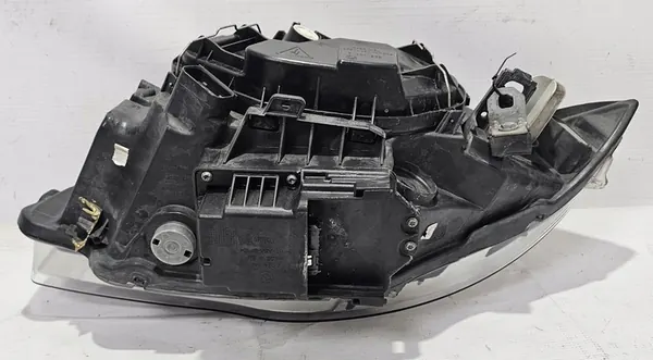 Farol Direito BMW 1 E81 E82 E87 E88 2007-2011 - Xenon image 9