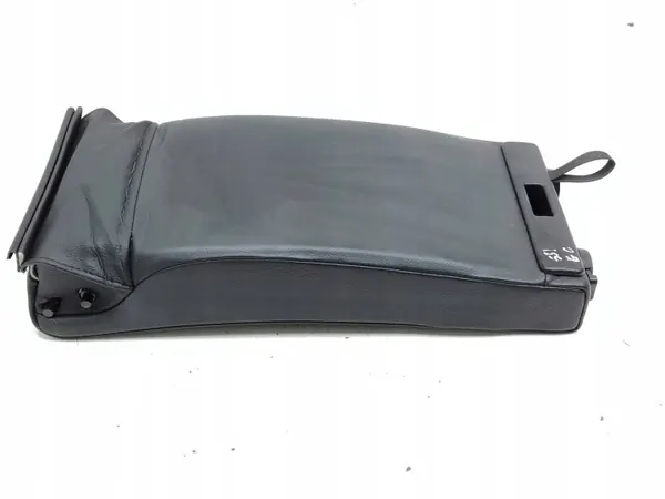Land Rover Hintere Armlehne OEM AMD149863 - Gebraucht image 3