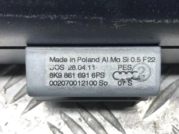 Store de coffre Audi A4 B8 OEM 8K9861691 image 5