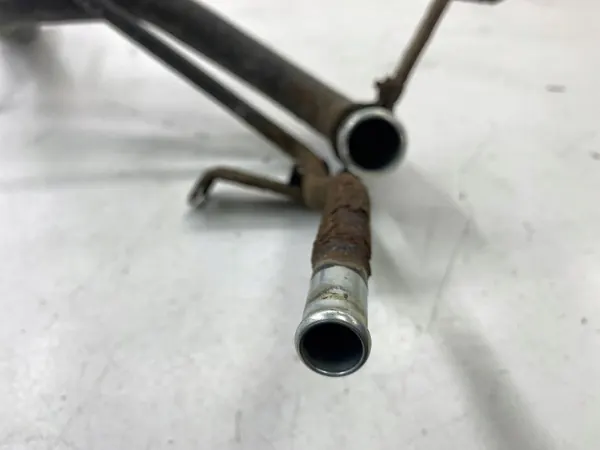 Pescoço de abastecimento Lexus OEM AMD67420 - Usado image 6