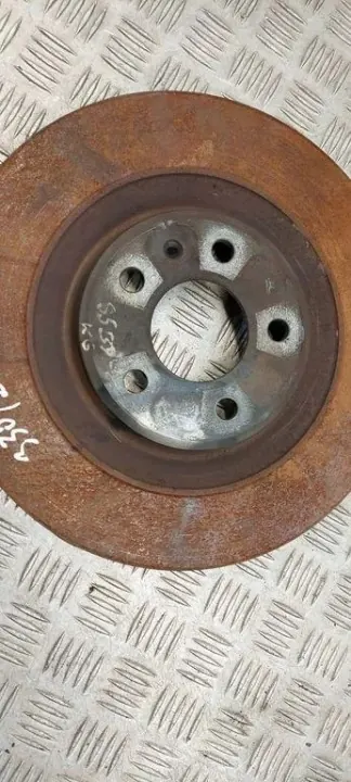 Audi A5 2018 takaoikea jarrulevy OEM 8W2615601E image 6