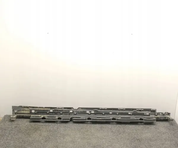 Renfort de seuil Mercedes-Benz GL X166 OEM A1666900010 image 8