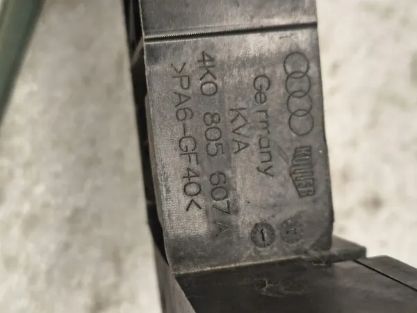 Support de phare gauche Audi RS6 A7 RS7 image 3