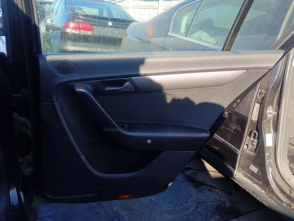 OEM MM-1003-18 Rechte Hintere Seitenschiene für VW Passat B7 image 2
