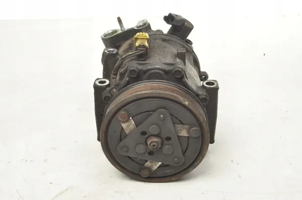 Compressore A/C Peugeot 407 1.8 16V OE 9656572480 image 3