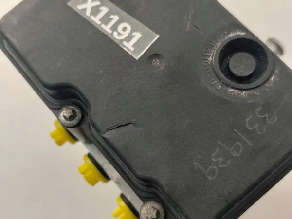 Bomba ABS OEM 13277812 para Opel Corsa D image 8