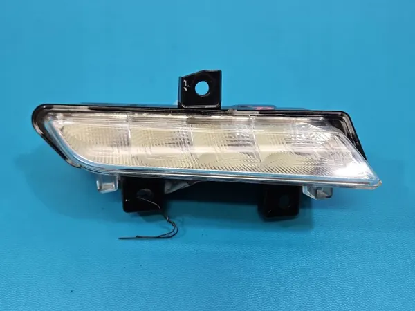 Oikea DRL-valo OEM 89208541 Renault Clio IV 12-20 image 3