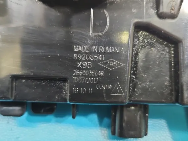 Oikea DRL-valo OEM 89208541 Renault Clio IV 12-20 image 9