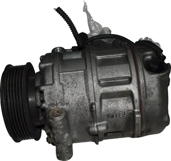 VW Phaeton II Lift 3.0 TDI AC-kompressori 3D0820803T image 6