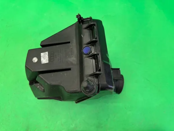 Ilmansuodattimen Kotelo Oikea Audi S6 C6 5.2 FSI V10 07L133836M image 3