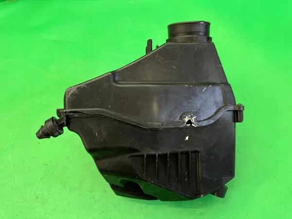 Ilmansuodattimen Kotelo Oikea Audi S6 C6 5.2 FSI V10 07L133836M image 4