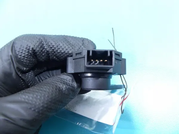 Kopplingspedalsensor Kia Sportage IV 1.7 CRDi image 4