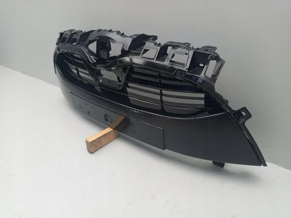 TOYOTA YARIS IV 4 2019- Front Grill 53101-K0010 image 3