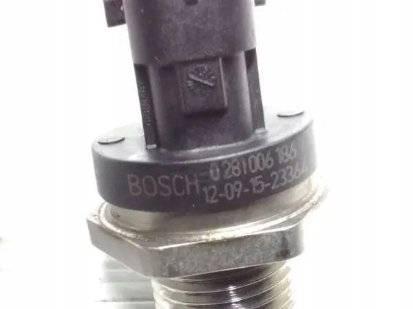 Brandstofdruksensor Nissan Qashqai 2008 H8200703127 image 4