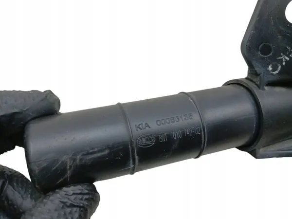 Rechter koplampensproeier OEM 00066135 - Kia image 4