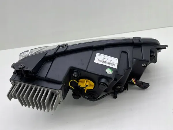 Farol esquerdo Dacia Spring OEM 266052417R - Usado image 6
