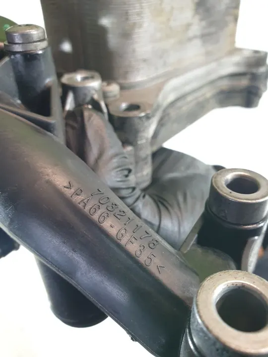 Mercedes E-Klass W212 2.2 CDI Olje Filterhus image 9