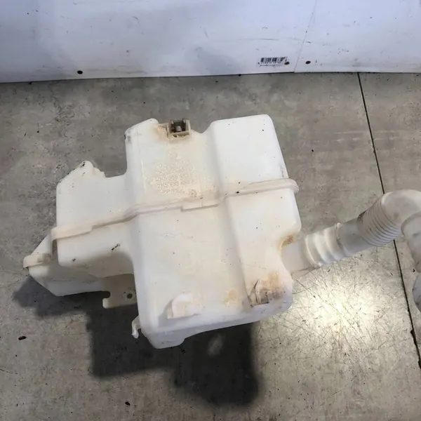 Puhdistusnesteen säiliö Volkswagen Caddy 2K5955453D image 2