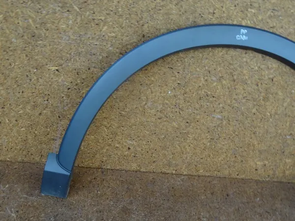 Audi Q3 8U Oikea Etulokasuoja 2011-2018 8U0853718A image 2