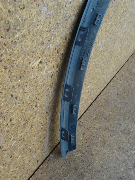 Audi Q3 8U Oikea Etulokasuoja 2011-2018 8U0853718A image 5