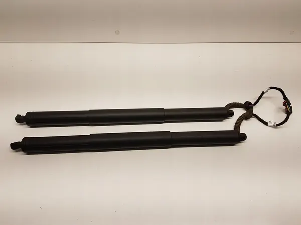 AUDI Q5 Bakluckans aktuatorer 80A827851A image 5